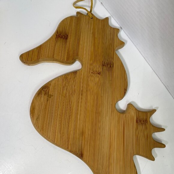 Seahorse-Shaped Bamboo Cutting Board Or Decorative Wall Piece With Hanging Loop - Picture 3 of 8